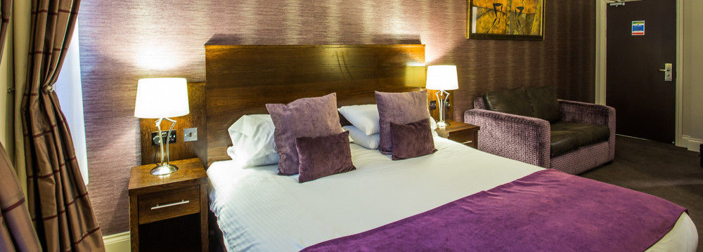 The Duke Of Edinburgh Hotel & Bar Barrow-in-Furness Eksteriør billede
