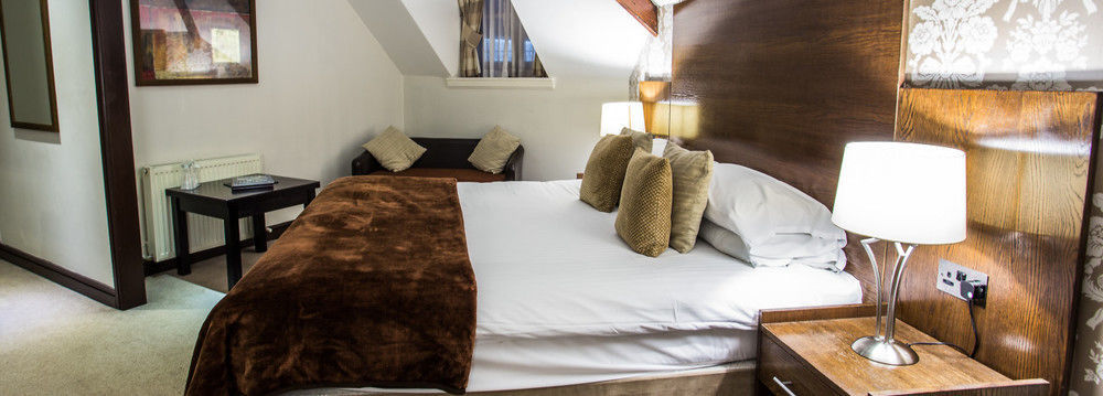 The Duke Of Edinburgh Hotel & Bar Barrow-in-Furness Eksteriør billede