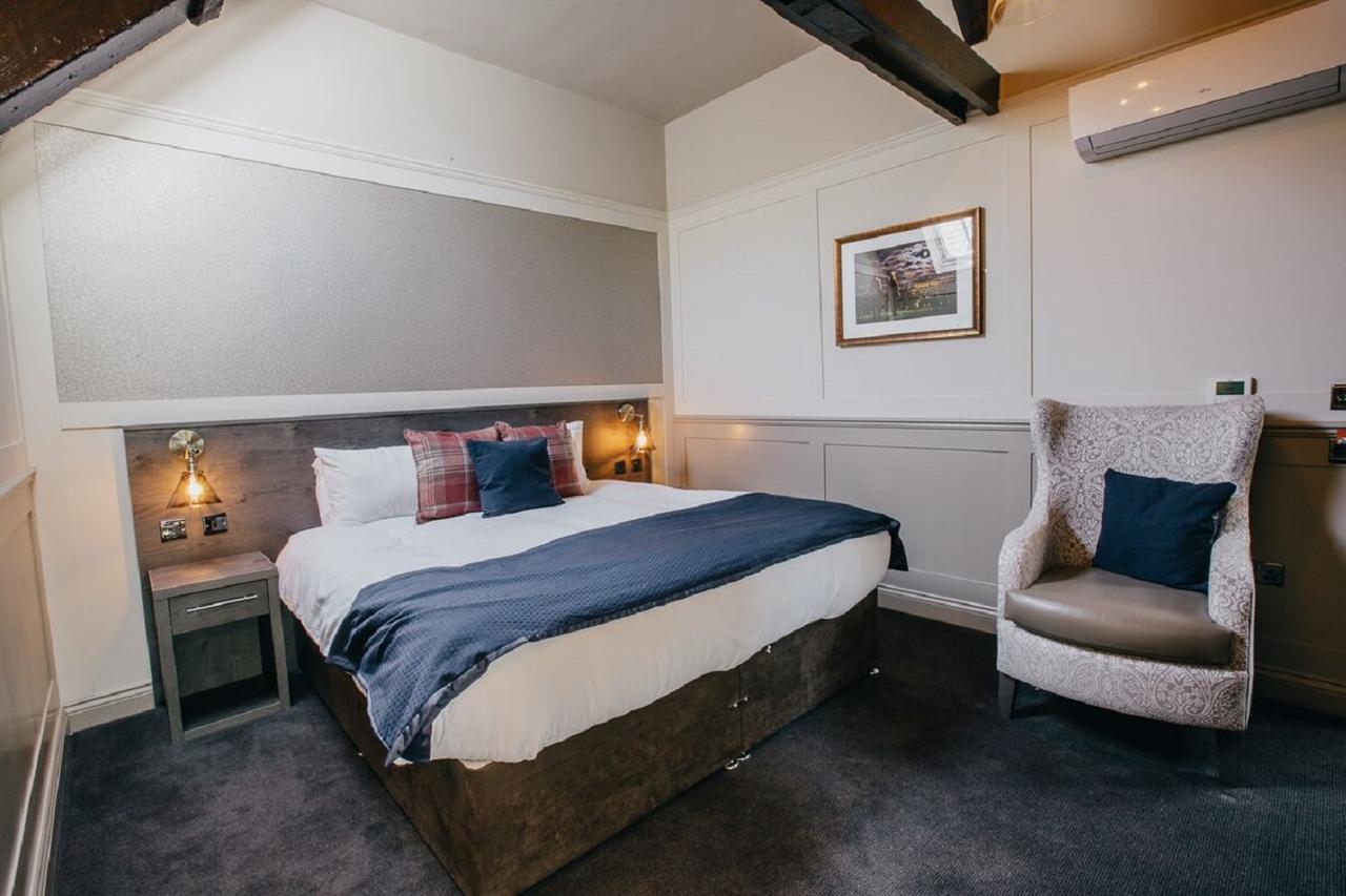 The Duke Of Edinburgh Hotel & Bar Barrow-in-Furness Eksteriør billede